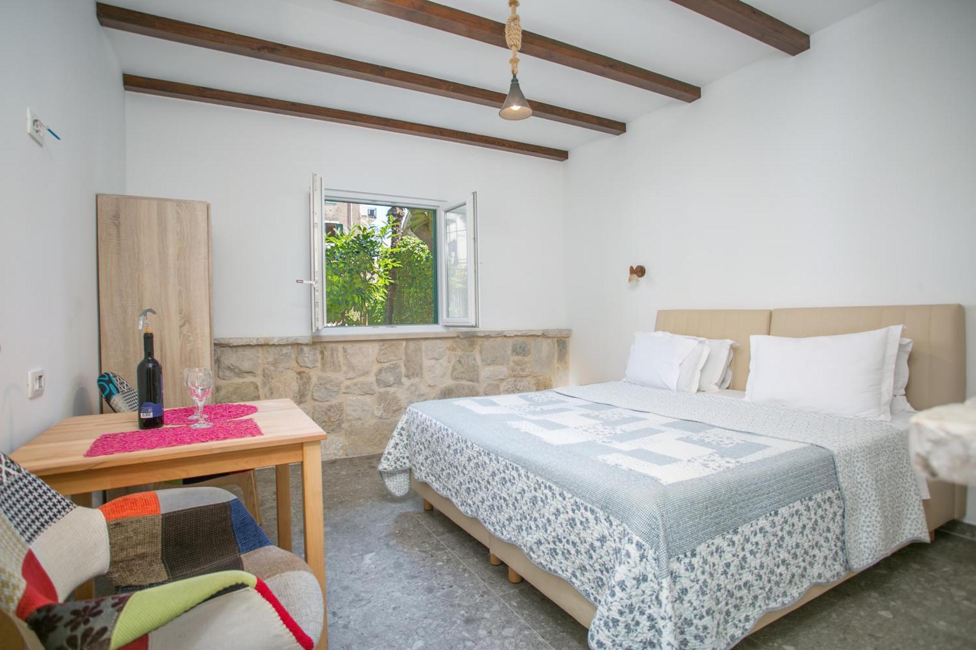 Garden Apartment Hotel Split Room photo